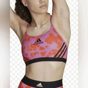 NWT ADIDAS aeroreact training light support hyperglam pulse lilac bra  top M